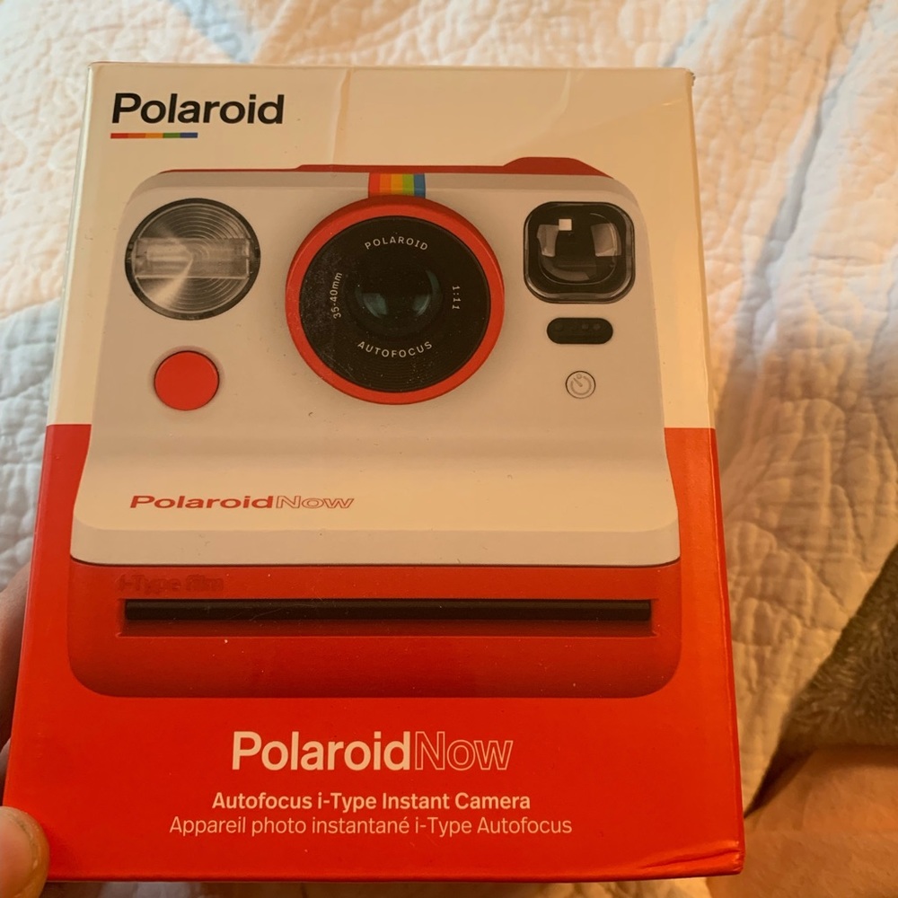 PolaroidNow instant camera